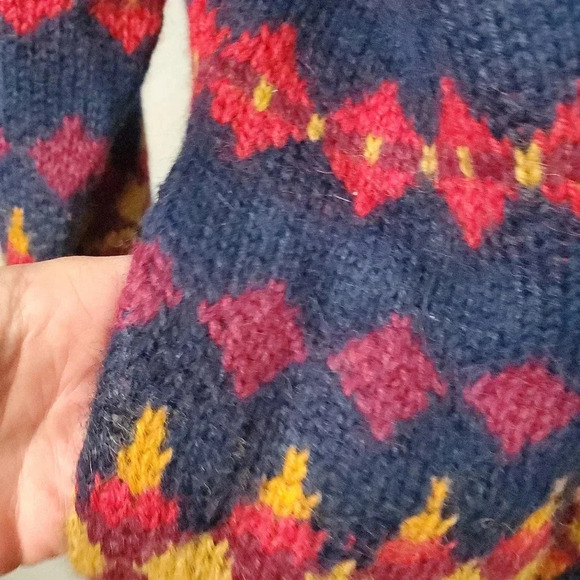 Minkha 100% alpaca colourful patterned long cardigan. Size  XL - Picture 6 of 10